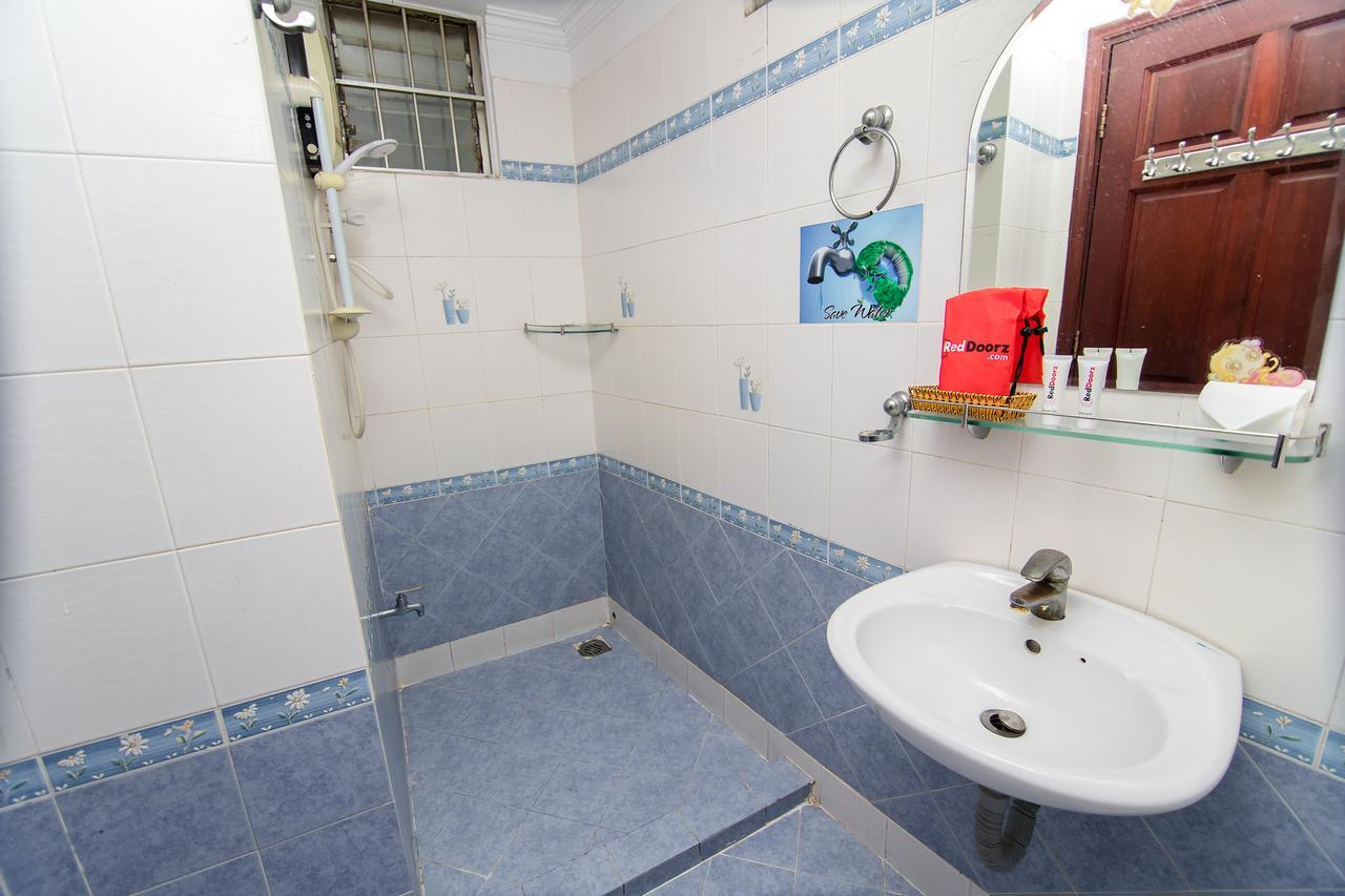 Reddoorz Near 23Rd September Park Hotell Ho Chi Minh-staden Exteriör bild