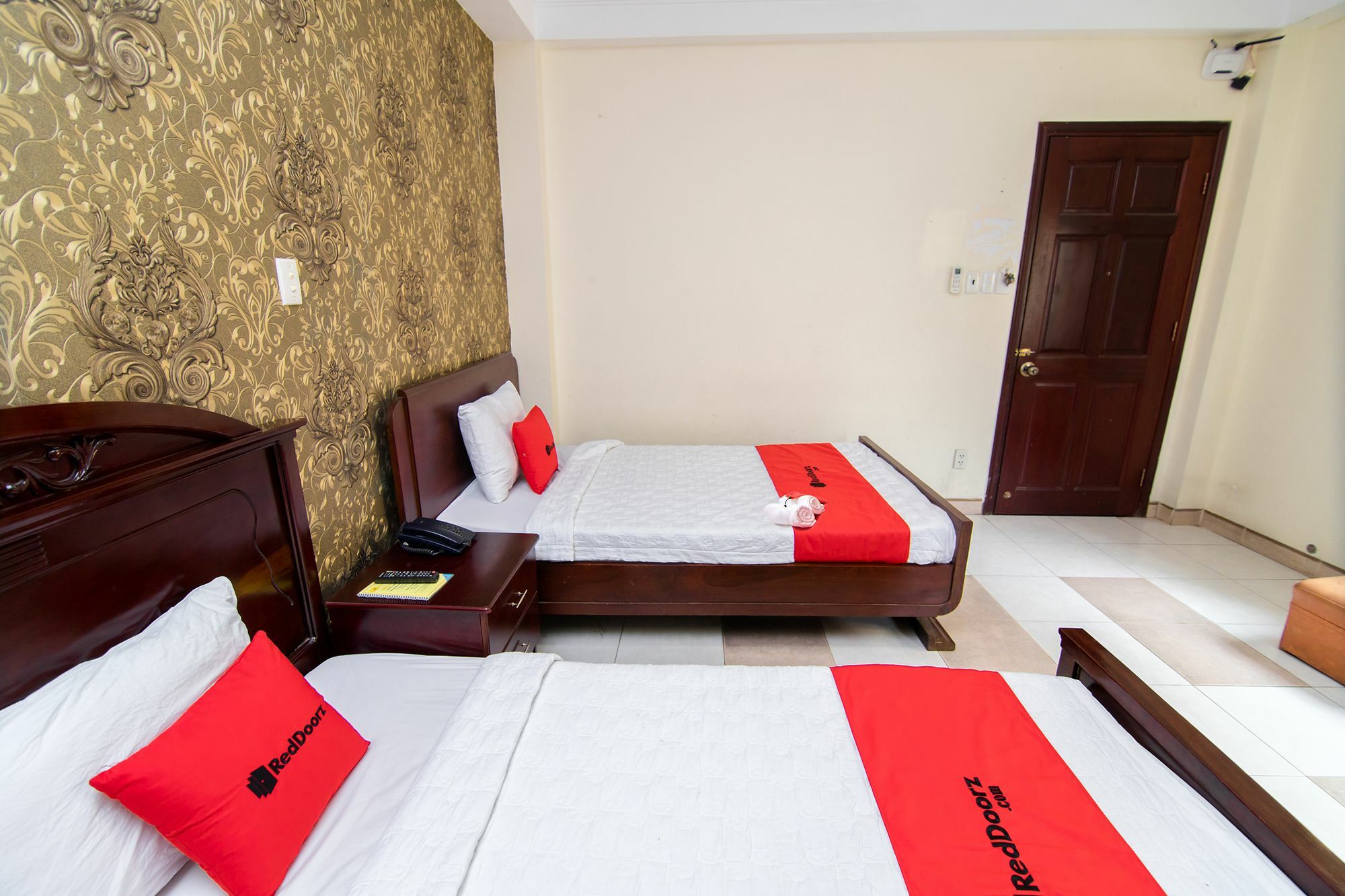 Reddoorz Near 23Rd September Park Hotell Ho Chi Minh-staden Exteriör bild